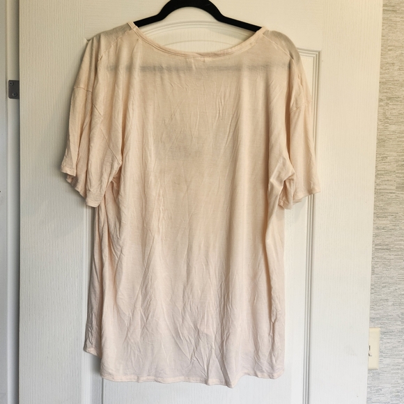 Lucky Brand Cream Graphic T-Shirt Size XL Euc - Picture 3 of 3